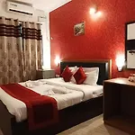 Royal Palace Beach Resort